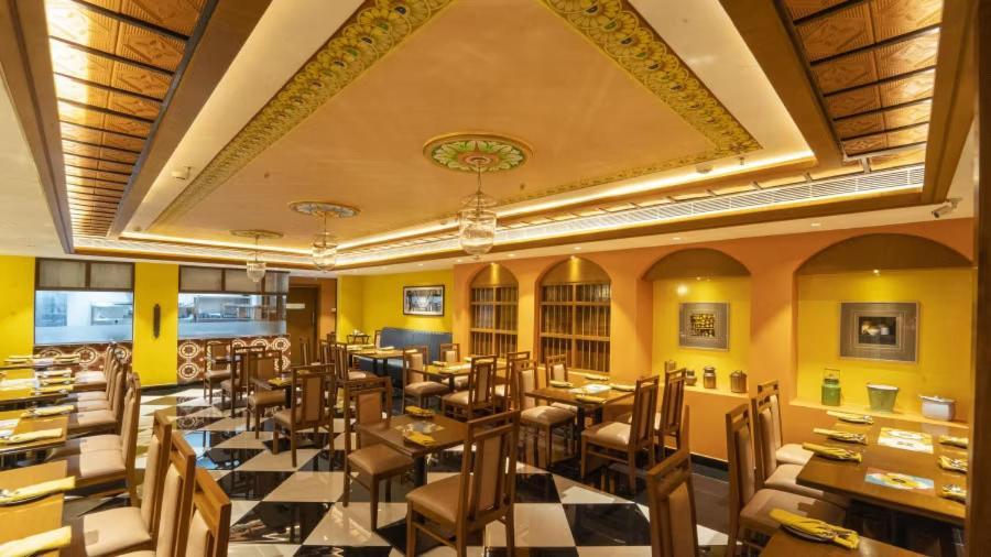 Hotel Aadithya Chennai Ngoại thất bức ảnh