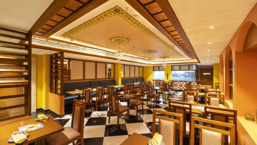 Hotel Aadithya Chennai Ngoại thất bức ảnh